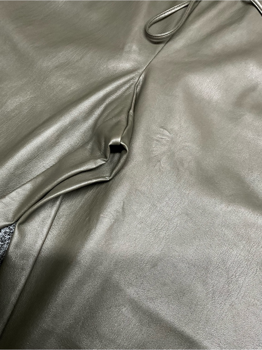 Loft Faux Leather Olive Drawstring Joggers XL - Picture 4 of 11